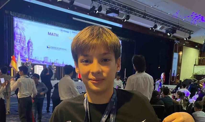 Gebzeli genç matematikçi Einstein Olympiad'ta gümüş madalya aldı