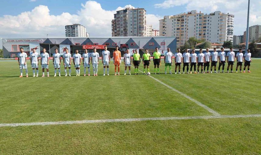 Erciyes 38 FK kupada Kahta 02Spor engelini aştı