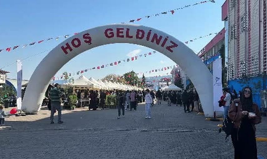 Karabük'te 81 ilin kültürleri üniversitede buluştu