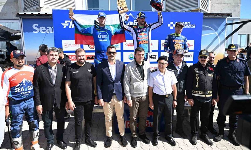 Tahtalı zirvesinde zafer: Sea To Sky Enduro'da Manuel Lettenbichler birinci