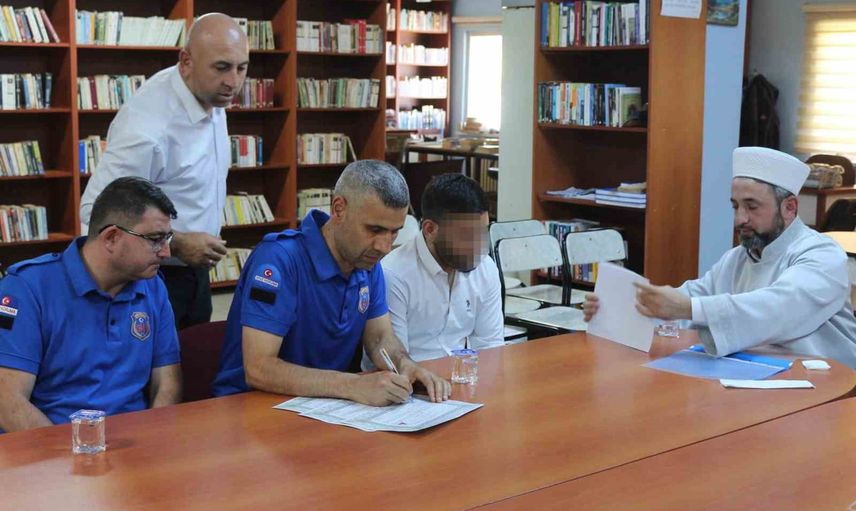 Tavşanlı cezaevinde hükümlü kelime-i şehadet getirerek müslüman oldu