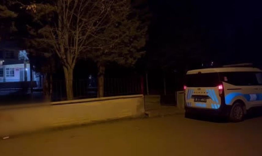 Okul bahçesindeki bıçaklanma davası ertelendi, sanıklar tahliye talep etti