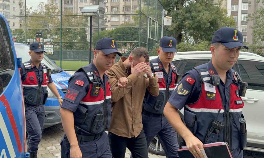 Jandarma takibinde yakalandı: Tekkeköy'de bin 395 sentetik hap ele geçirildi