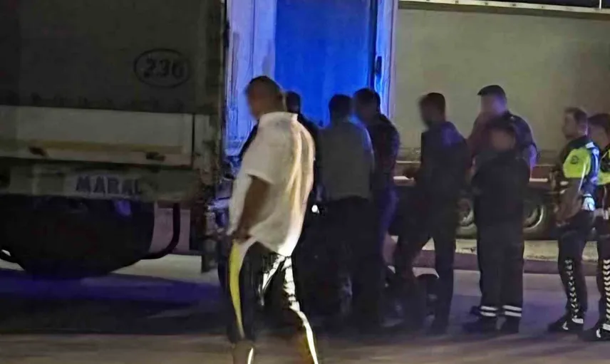 Hamzabeyli tır parkında göçmenlerin bekleyişi sona erdi