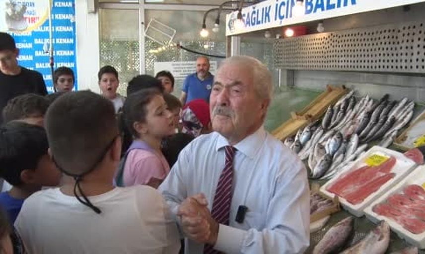 Kur’an kursu öğrencileri müzede deniz canlılarının dünyasını keşfetti