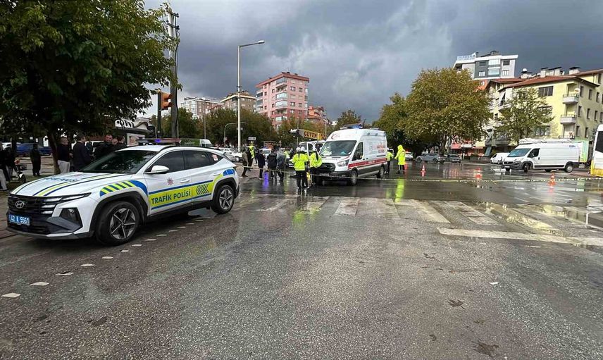 Konya'da taşıma asansörü kamyonunun çarptığı yaşlı kadın hayatını kaybetti
