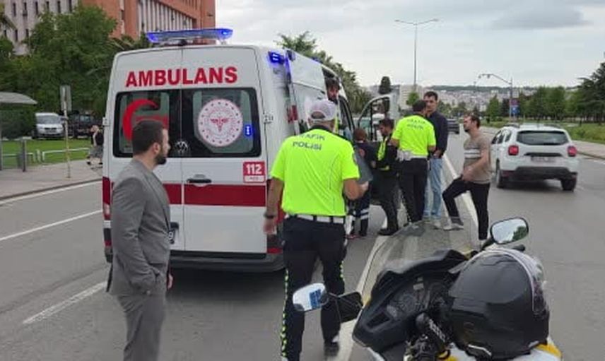 Yaya geçidinde çocuğa çarpan motosiklet sürücüsü aranıyor