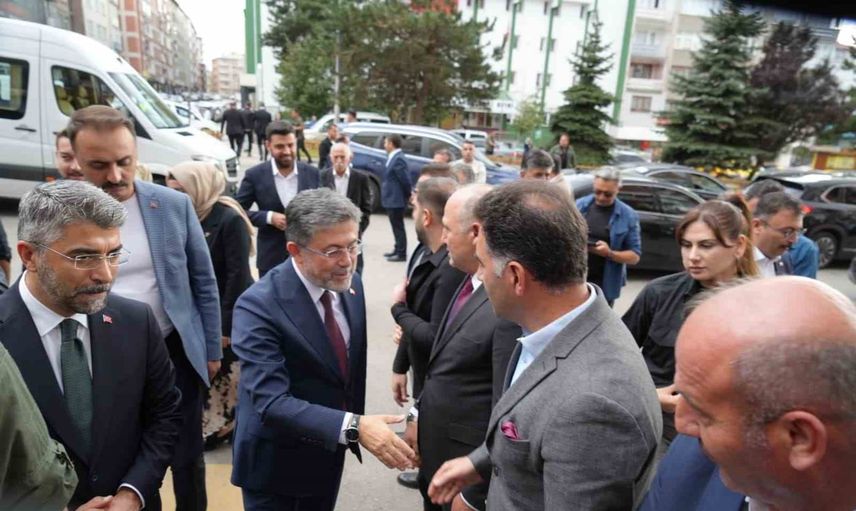 Yumaklı: 25 yılda millet iradesi güçlendi, doğuya tarım ve sulama yatırımları taşındı