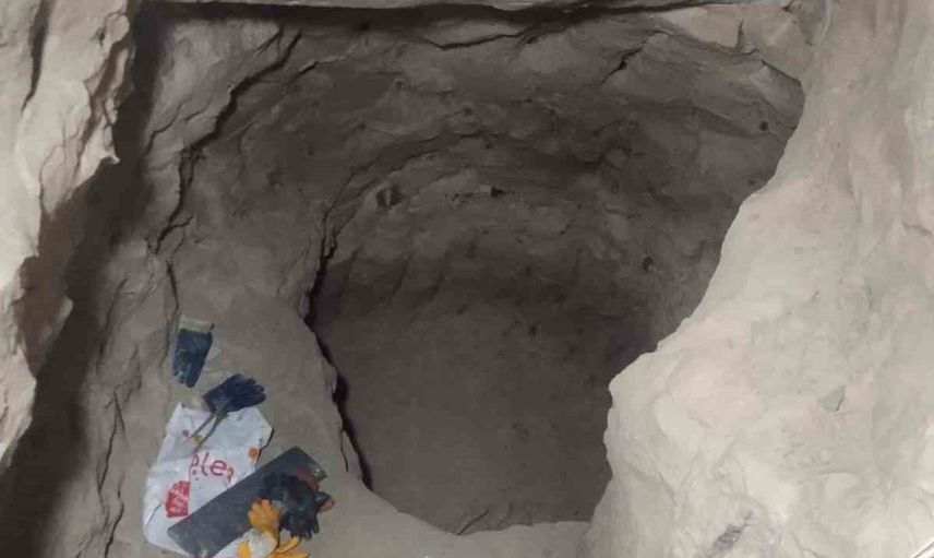 Define umudu metrelerce derinliğe çıktı: jandarma suçüstü yakaladı