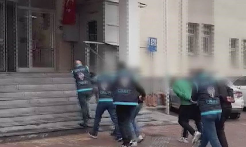 Kayseri şeker mahallesinde silahlı çatışma: üç kişi tutuklandı