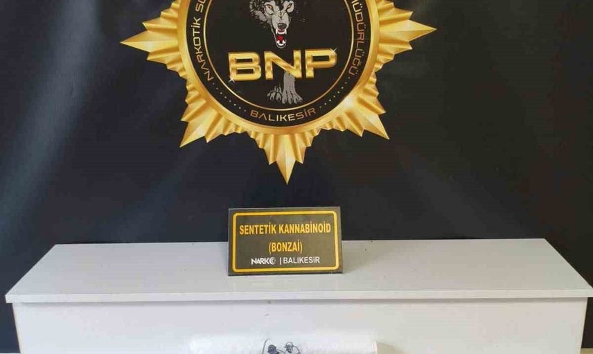 Balıkesir'de bonzai üretimine yetecek sentetik ham madde ele geçirildi