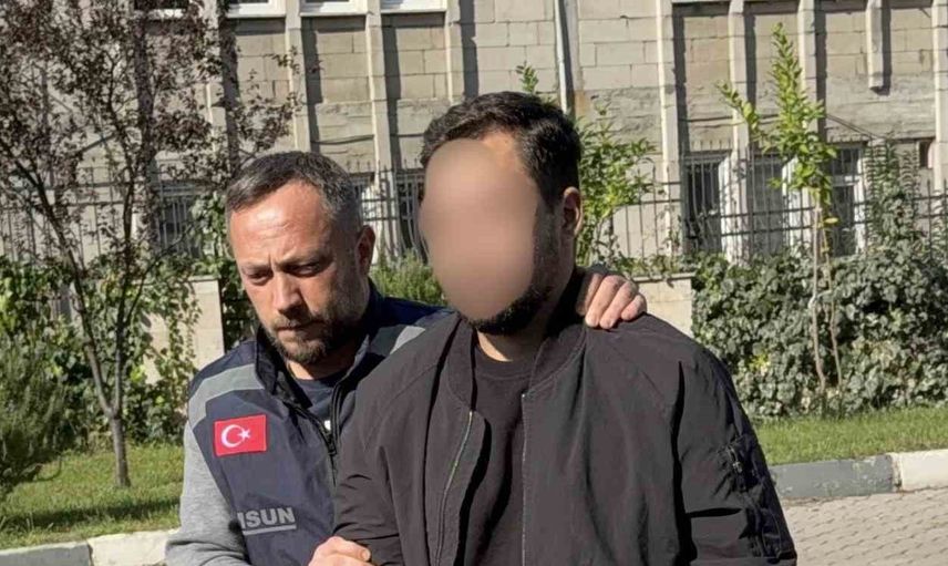 Uyuşturucu operasyonunda 199 ecstasy hapla yakalanan şüpheli adliyeye sevk edildi