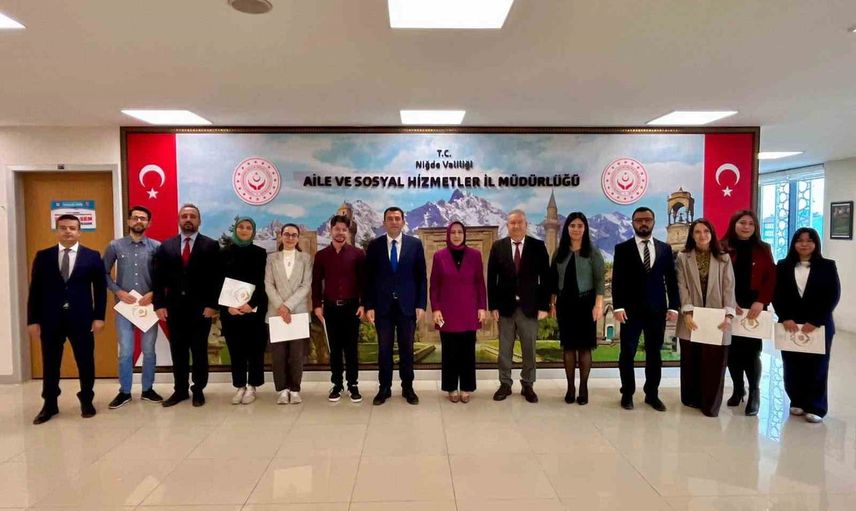 Niğde'de iletişimi güçlendiren adım: işaret dili kursu mezunlarına sertifika