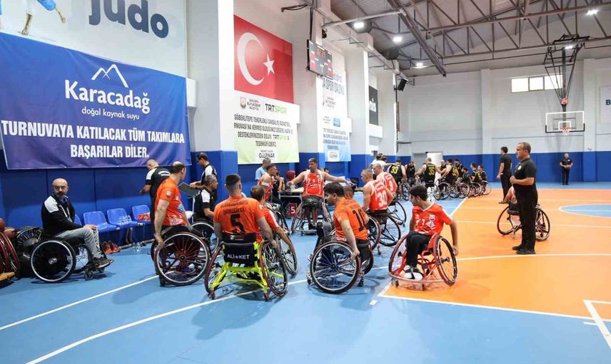 İkinci Göbeklitepe turnuvasında tekerlekli sandalyeli basketbolda çekişme dorukta