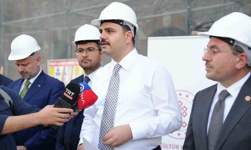 İnan'dan Özel'e çağrı: tarihi un fabrikasını görün, İzmir'den özür dileyin