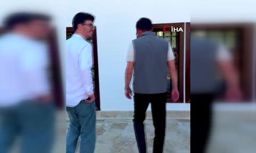 Taklit karşısında kahkahalara boğulan başkan Yazıcıoğlu