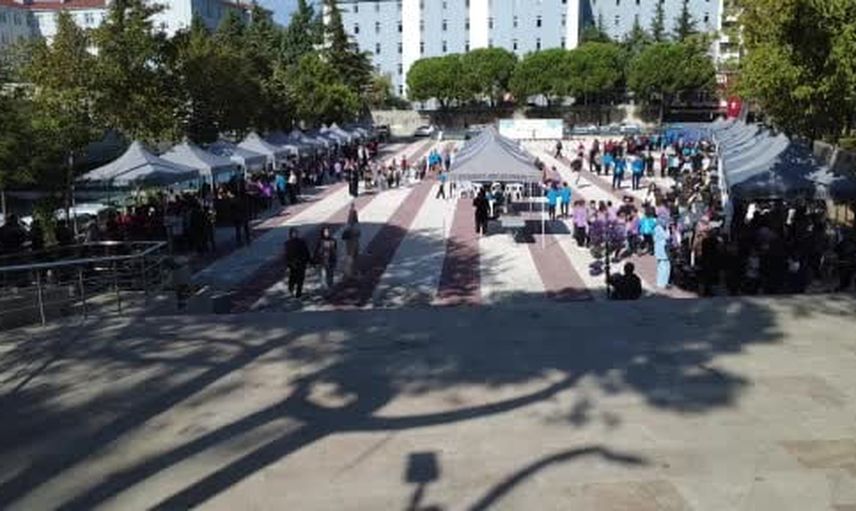 Demirci'de BilimFest coşkusu: gençler 26 atölyede teknoloji ve uzayı keşfediyor