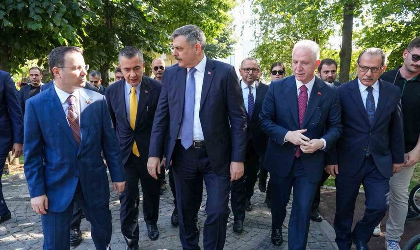 Adalet bakanı Büyükçekmece adliyesinde protokolle bir araya geldi