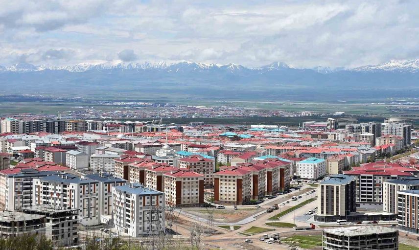 Erzurum'da ikinci çeyrekte ruhsat ivmesi: ilk yarıda 4.358 daire onaylandı