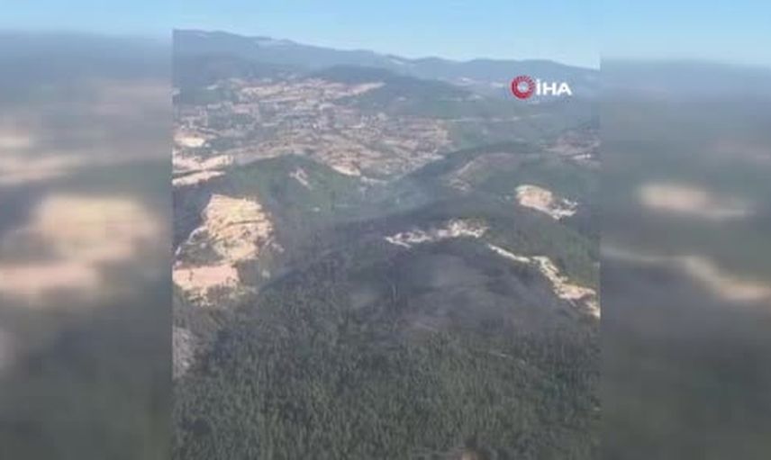 Sındırgı'da orman dışı yangın kontrol altına alındı, soğutma çalışmaları sürüyor
