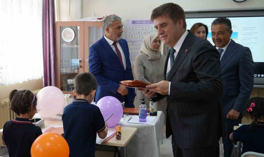 Kırıkkale'de yeni eğitim yılı coşkusu: 44 bin 354 öğrenci sınıflarda