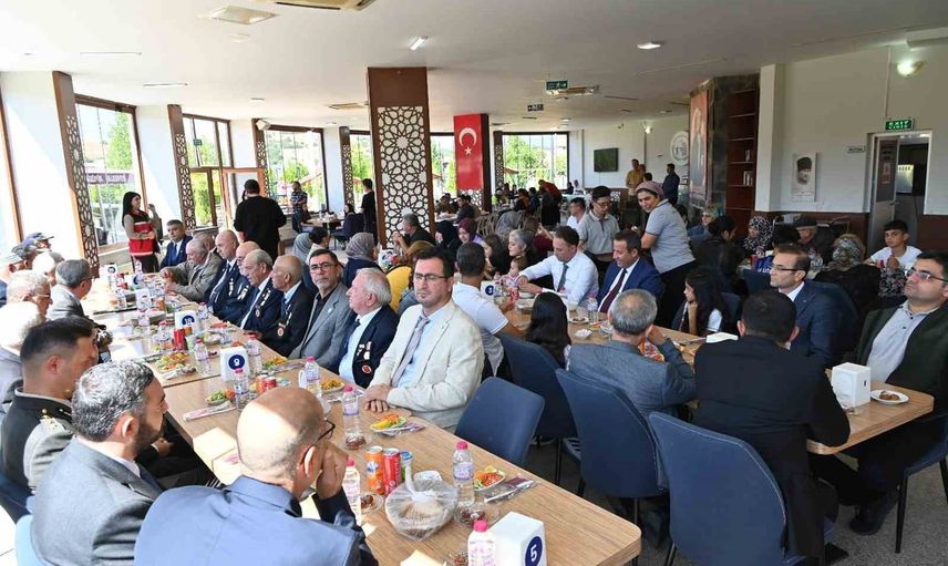 Bozüyük’te gazilik mirası şiir ve mehterle yad edildi