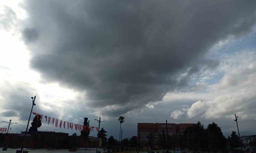 Samsun için öğle saatlerine yönelik kuvvetli sağanak uyarısı
