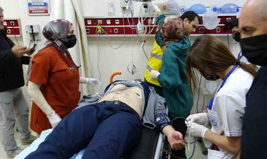 Kafkas üniversitesi'nde HAP sınavı: ekipler 10 yaralının tedavi ve sevk sürecini hızlandırdı
