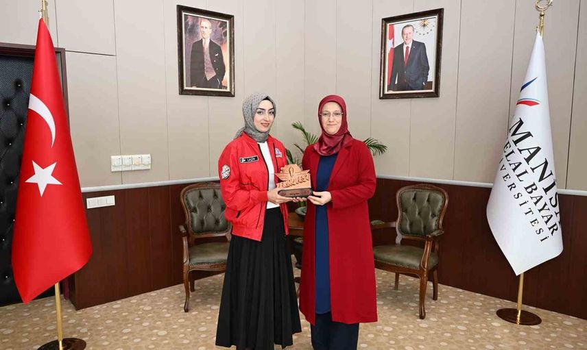 Manisa Celal Bayar Üniversitesi öğrencileri TEKNOFEST 2026'da iki alanda ödülle döndü