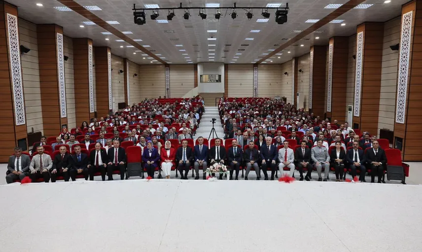 Erzincan’da eğitim yöneticileriyle buluşma: öğrenci odaklı yaklaşım ve rol model vurgusu