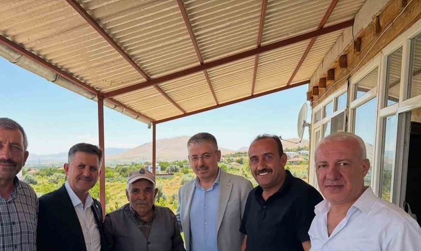 AK Parti Kayseri teşkilatı 16 ilçede eş zamanlı hane ve üye ziyaretleri gerçekleştirdi