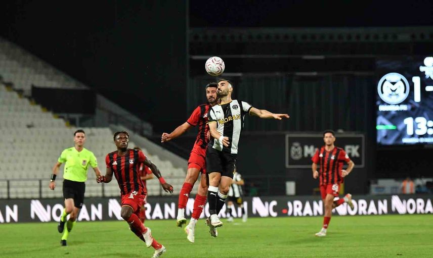 Manisa'da hızlı başlangıç, farklı galibiyet: 4-1