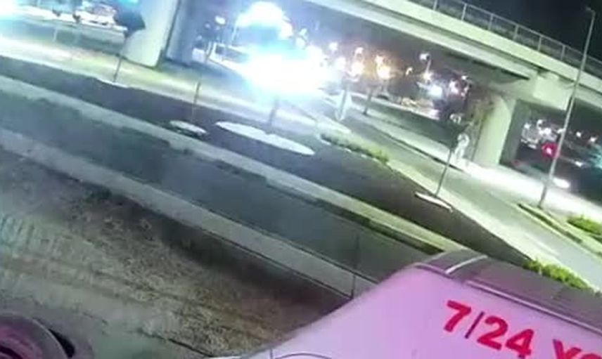 Korozman kavşağında çarpışma kameraya yansıdı: iki araçta maddi hasar