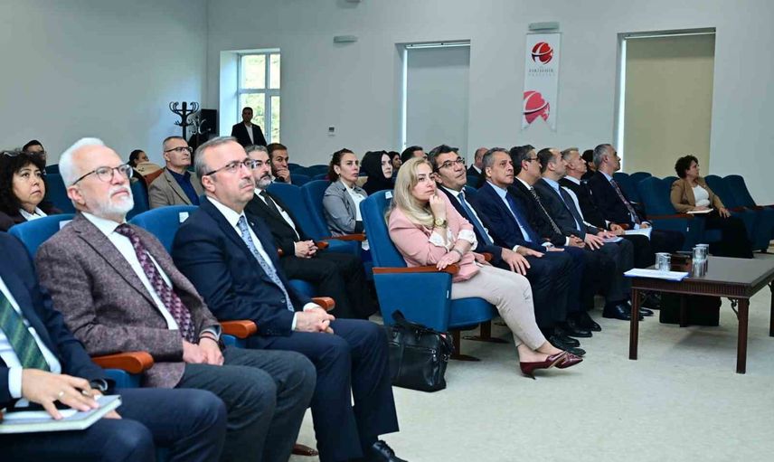 Eskişehir'de kadına yönelik şiddetle mücadele çalışmaları ve veriler masaya yatırıldı