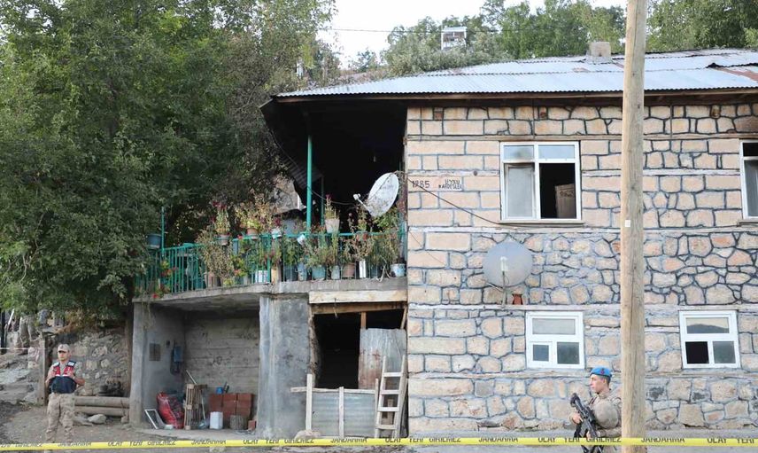Elazığ'da yangında ölen çiftin dosyasında iki şüpheli gözaltında