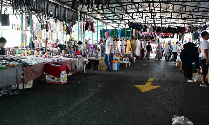 Perşembe Pazarı 15 bin metrekarelik sıcak asfaltla yenilendi