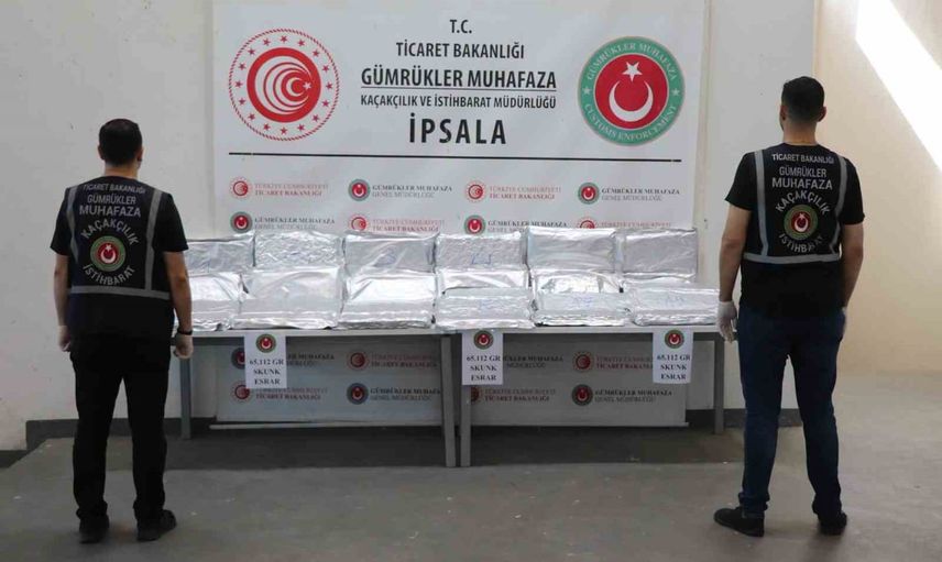 İpsala sınır kapısında gizli yük: minibüste 65 kilo 112 gram skunk