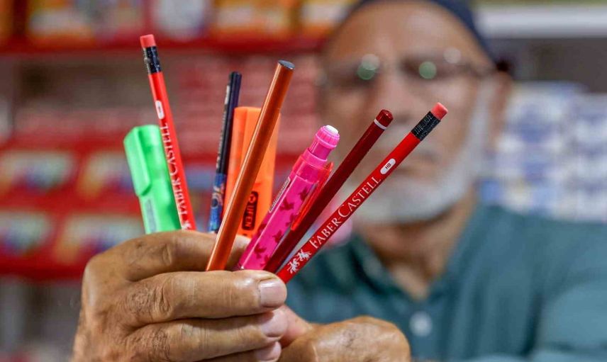 Bursa'da 23 bin 468 öğrenciye kırtasiye desteğiyle aileler ve esnaf rahatladı