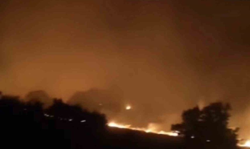 Gerger'de Gözpınar kırsalında orman yangınına müdahale sürüyor