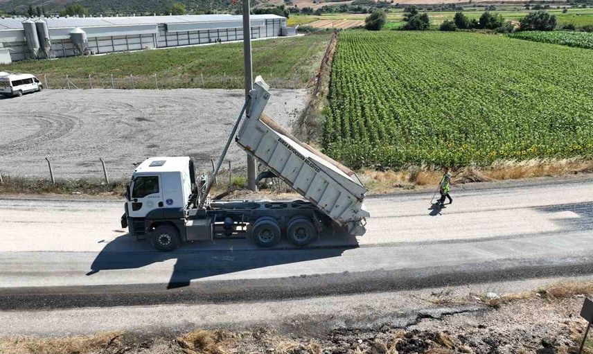 Karacabey ve Mustafakemalpaşa’da 25 km yol yenileniyor
