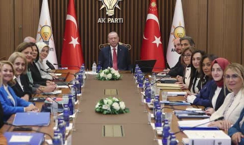 Cumhurbaşkanı Erdoğan'dan kadın liderlere istişare ziyareti