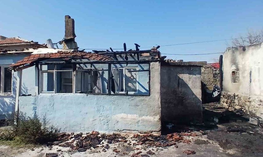 Gümüşkonak Avşar Yaylası'nda ev yangını: müstakil yapı kullanılamaz hale geldi