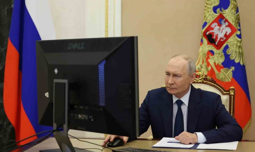 Putin elektronik oy kullanırken görüntülendi