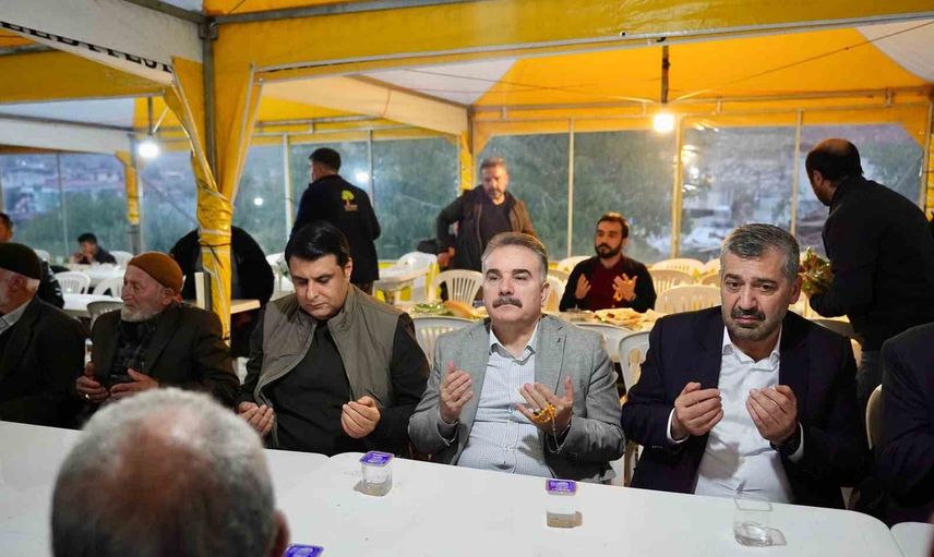 Aynı günde hem sevinç hem taziye: Şehit Mustafa Aslan'ın ailesine ziyaret