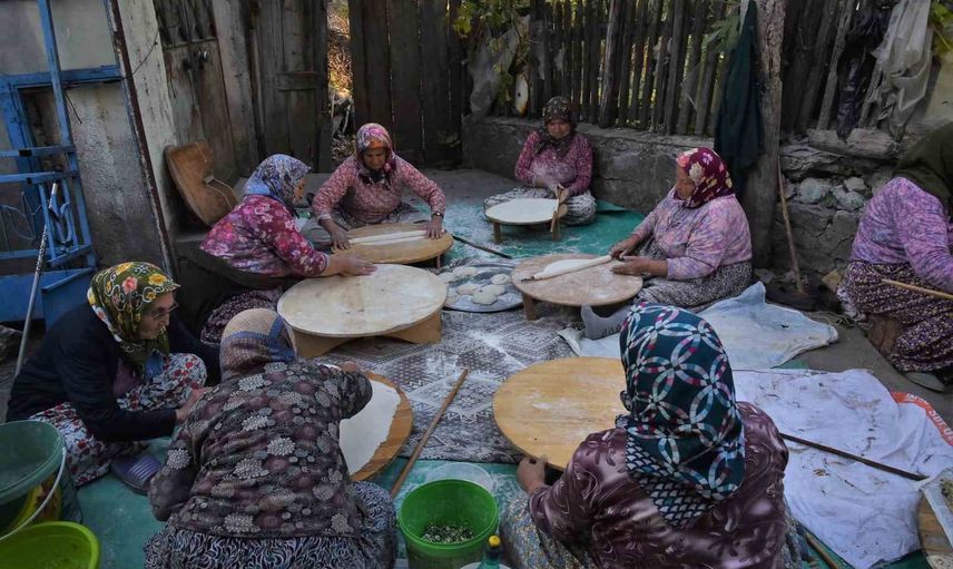 İmeceyle kış hazırlığı: paranın yerine komşuluk geçiyor