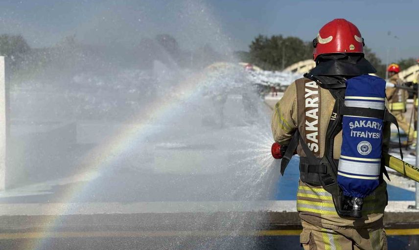 Sakarya'da fabrikaların yangın müdahale kapasitesi güçleniyor