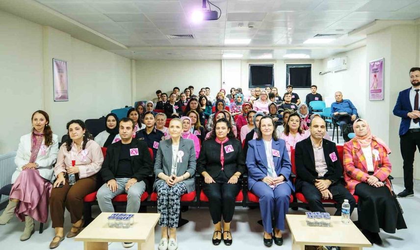 BŞEÜ'de tıp öğrencilerine yönelik meme kanseri farkındalığı eğitimi