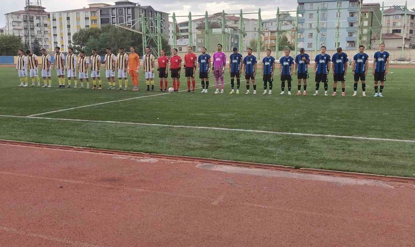 Erciyes 38 sezona Ağrı deplasmanında 1-0'lık galibiyetle başladı