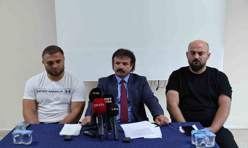 Tokat Belediye Spor Kulübü darp edilen başpehlivan Serhat Elvan'ı kadrosuna aldı
