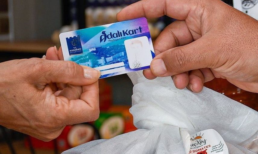 Adalı kart Kuşadası ekonomisine 81 milyon lira katkı sağladı